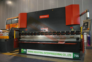 PRESS BRAKE MACHINE