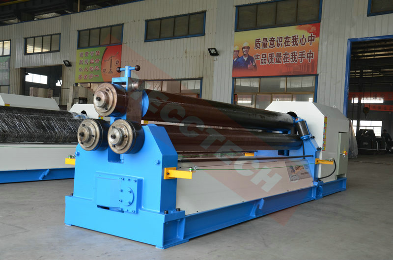 W11 10X2500 ROLLING MACHINE