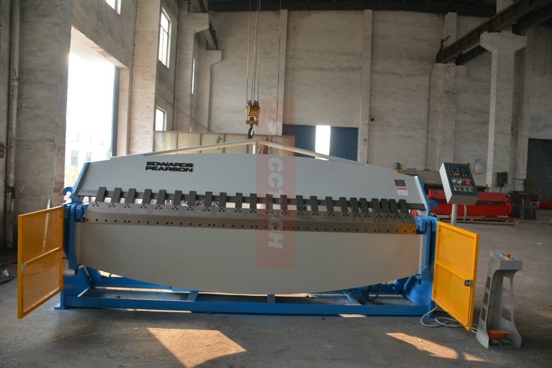 Hydraulic Folding Machine